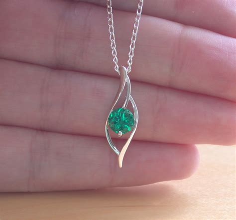 925 Emerald (Lab Created) Pendant & 18" Sterling Silver Chain/Green ...