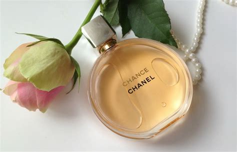 CHANEL Chance eau de parfum ( chance vàng)