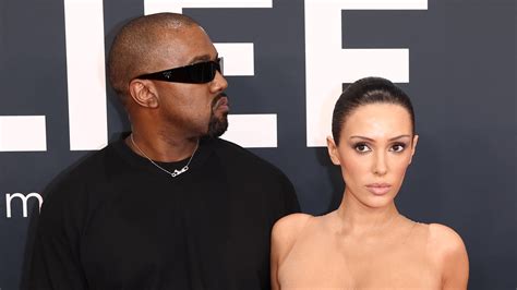 Kanye West’s Wife Bianca Censori Shocks by Appearing Fully Naked on