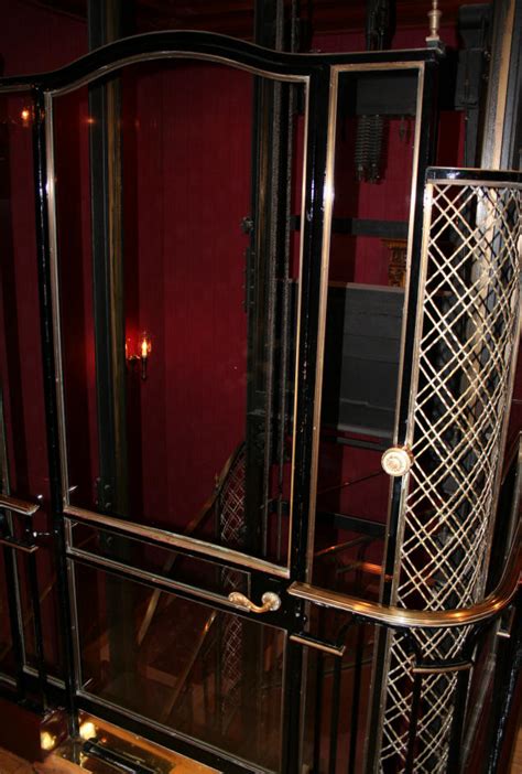 French Lift
