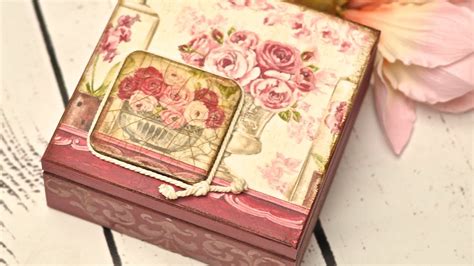8 DECOUPAGE ON WOOD WITH NAPKINS