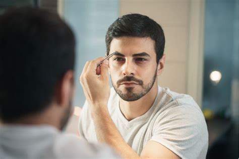 How to Trim & Maintain Men’s Eyebrows – Brickell Men's Products®