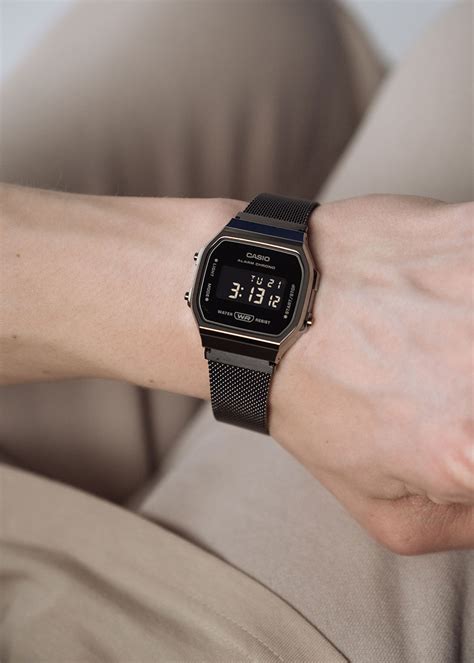 Casio Vintage A168WEMB-1BEF - watchesonline.com