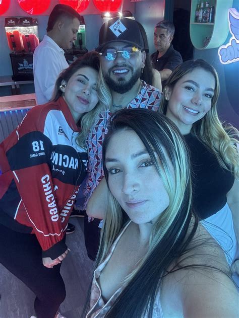 Viviacexoxo - Amo lo que hacemos. Gracias chicos. 💜 | Facebook