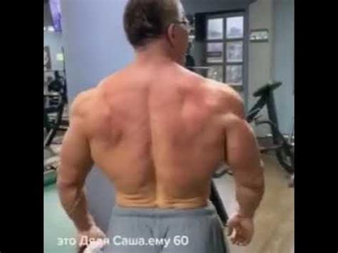 Russian Bodybuilder Muscle Flexing #21 - YouTube