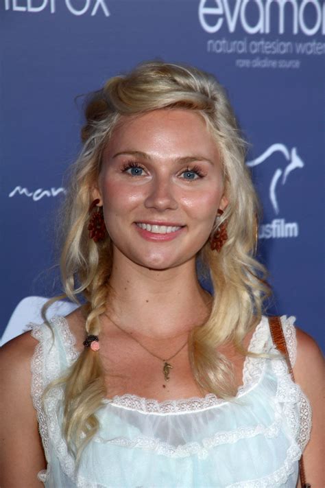 Pictures of Clare Bowen