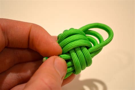 Paracord Monkey's Fist : 9 Steps - Instructables