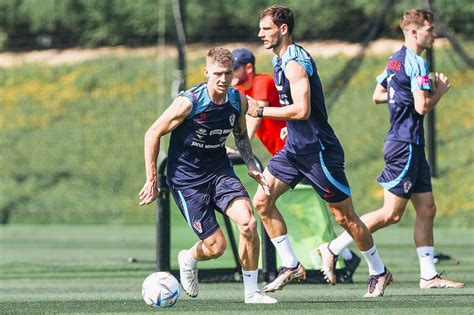 Jakic und Kamada im Achtelfinale - Eintracht Frankfurt Männer
