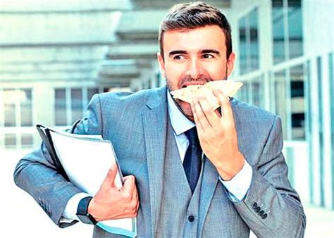 40 продуктов, вредных для мужчин после 40 лет. Часть XII