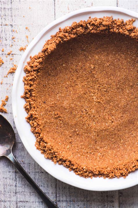 How To Make A Gingersnap Pie Crust • Gorgeous & Easy!