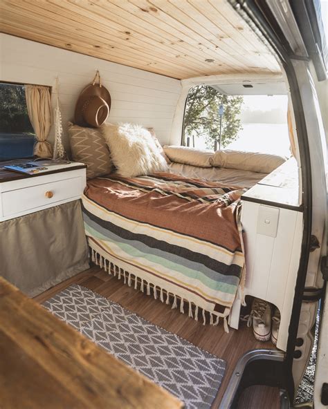16 Inspiring Interior Design Ideas for Camper Van | Van life, Van