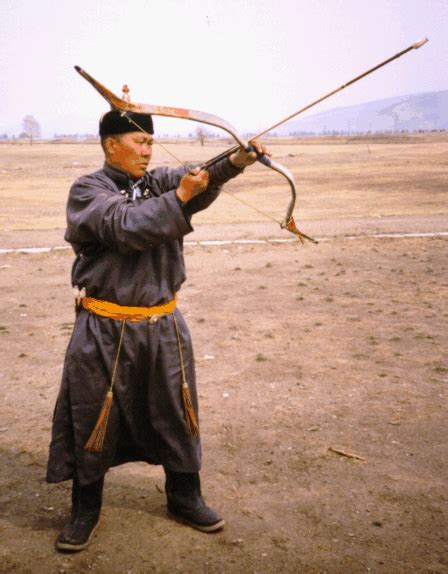 Freeze-frames illustrating Mongolian archery technique | Traditional ...