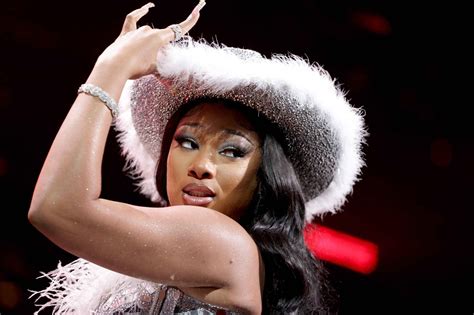 Megan Thee Stallion Spreads Christmas Cheer with Festive Twerking