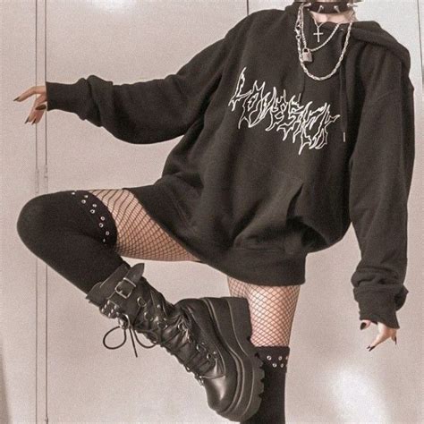 стиль эмо | Cool outfits, Tomboy style outfits, Edgy outfits
