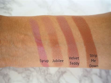 Photo Mac Lipstick Brown