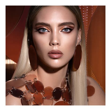 ซื้อ Natasha Denona I Need A Warm Eyeshadow Palette | Sephora Thailand