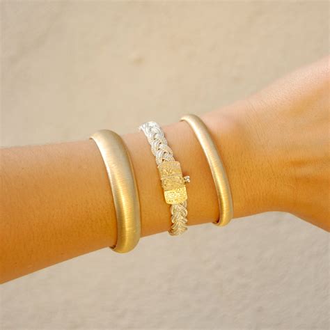 brushed gold  bangles seyahan