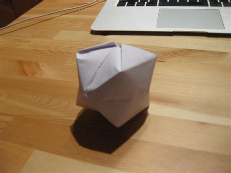 Origami: Make a Balloon Out of Paper. - Instructables