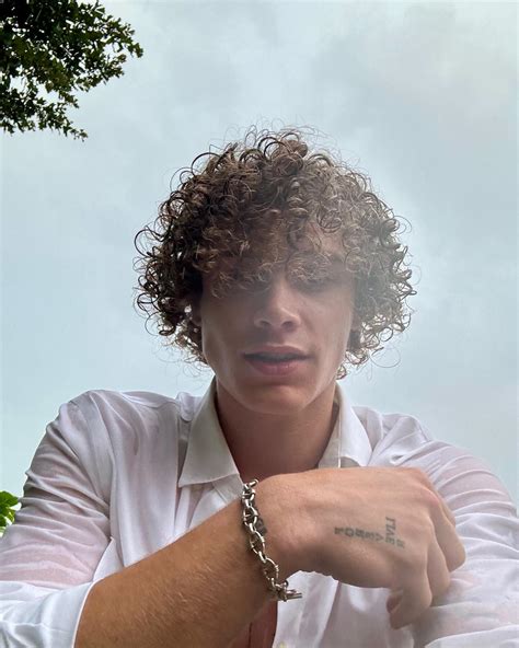 Fred DeGrace (@itsfred) • Instagram photos and videos