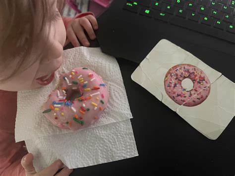 daughters favorite flash card   donut