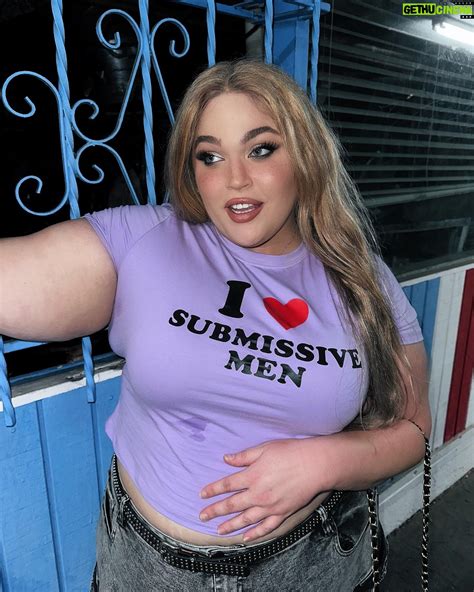 Loey Lane Wiki, Biography, Age, Gallery, Spouse and more