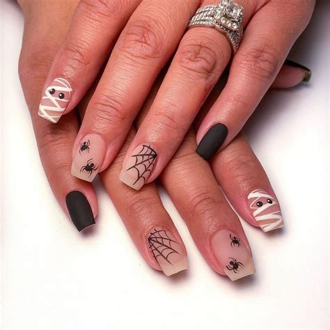 halloween square nails 4