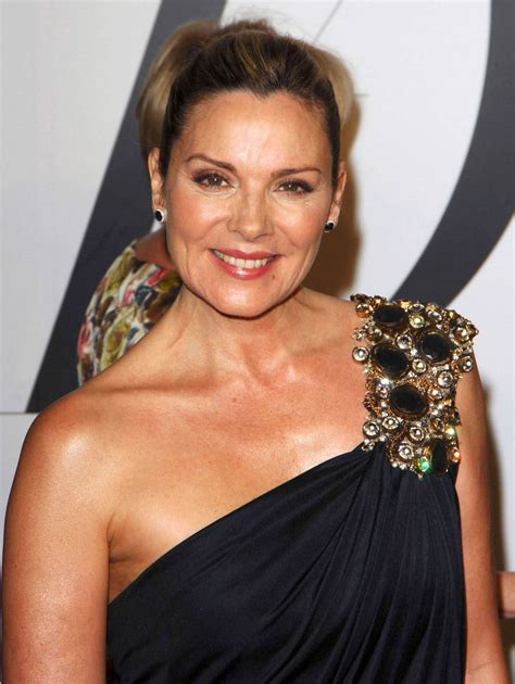 Download Kim Cattrall 2008 Cfda Fashion Awards Medium Shot Wallpaper