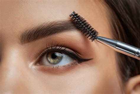 First Eyebrow Tinting Appointment Guide | Refresh Health Spa