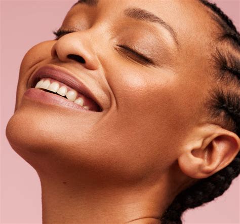 What Does Non-Comedogenic Mean? A Skincare Guide | CLEARSTEM