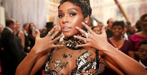 janelle and the mcaloon's net worth