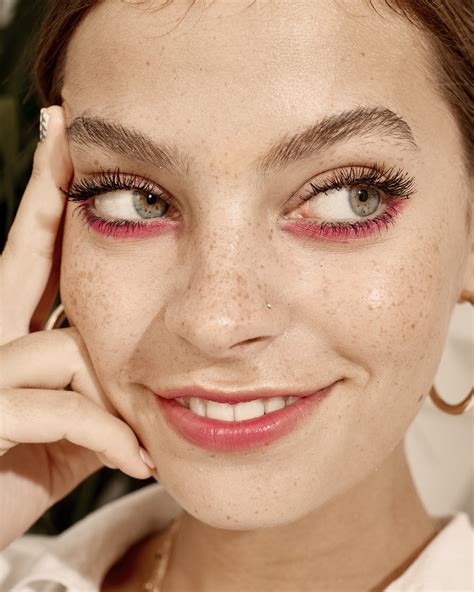 Georgia Hart | Commercial — Stella Creative Artists