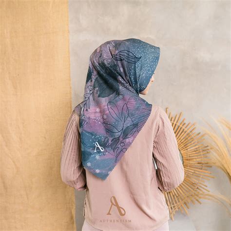 Lunar Scarf - Authentism