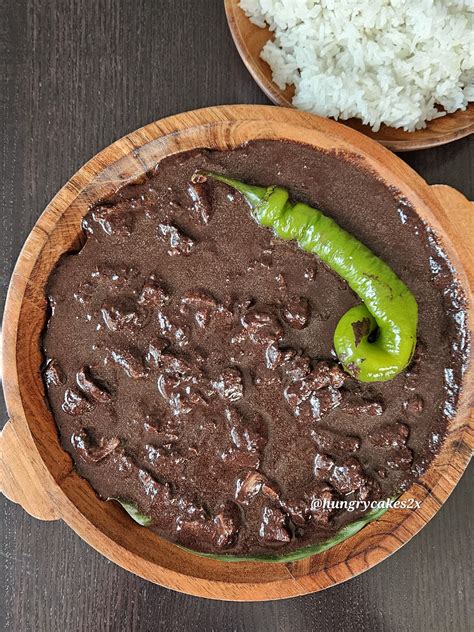DINUGUAN (Pork Blood Stew) - Tita Becky