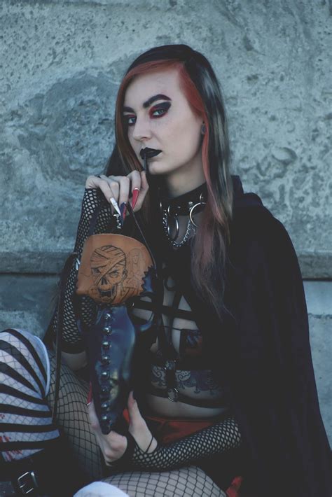 Aurora Desires : r/hazzardousmaterial