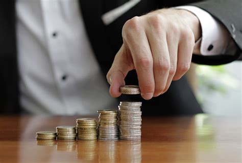 como administrar mejor tu dinero mes  mes
