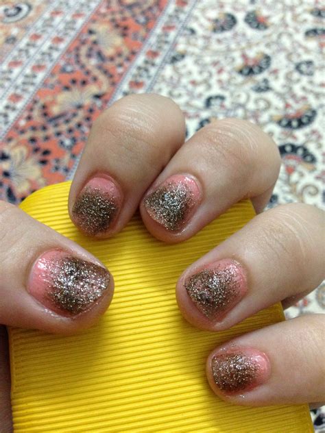 Lovely nude glittery nails | Nails, Square nails, Christmas nails