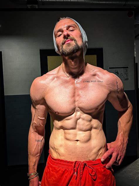 Progress pics 17 y/o : r/zyzz