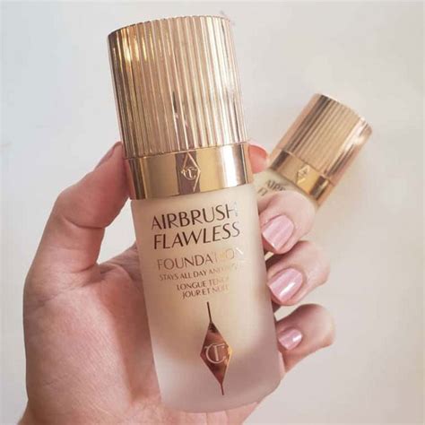 charlotte tilbury airbrush flawless foundation  coolfroid makeup