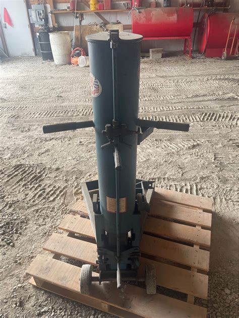 Bushman Sav-T-Lift 415 - Garden Tools & Equipment - Moville, Iowa
