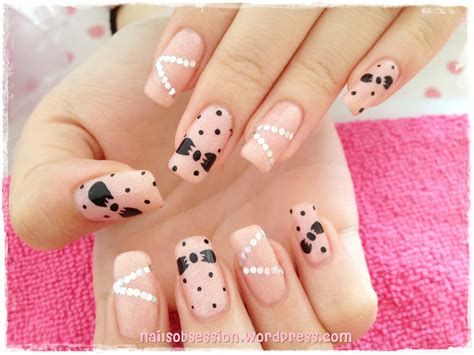 minnie mouse nails art 7