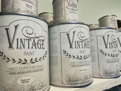 vintage paint maalit antiikki ajaton