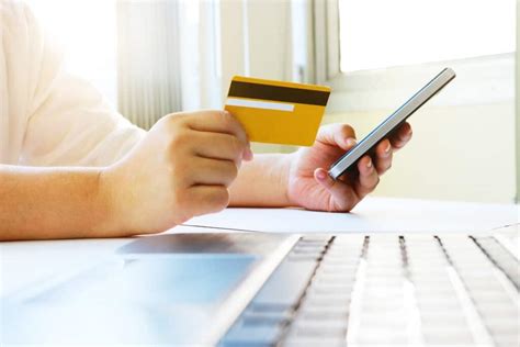 Particuliers : 10 conseils pour payer en ligne