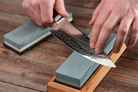 how to sharpen a knife whetstone 8