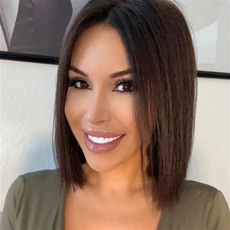 Savanna Santos