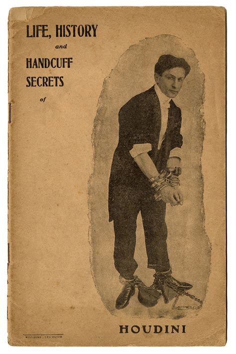 History buffs react to the tragic life of bessie houdini 4