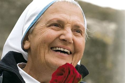 Mother Elvira: a life spent for the redemption of many young people