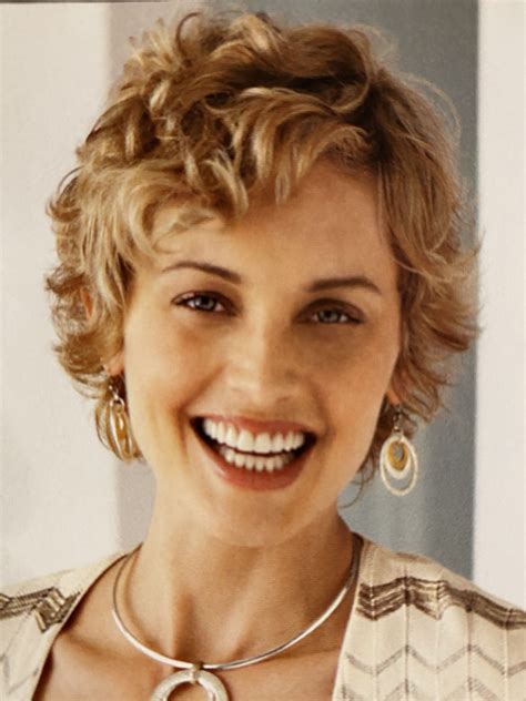 older women haircuts short 7