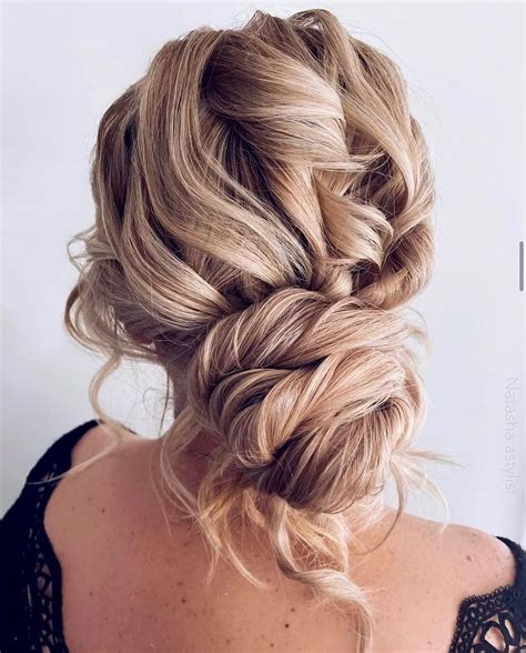 25 Fabulous Bridesmaid Updos Hairstyle Ideas for 2024 ️