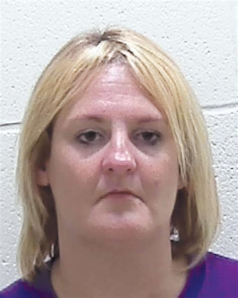 Mason City woman gets 10-year sentence for meth delivery