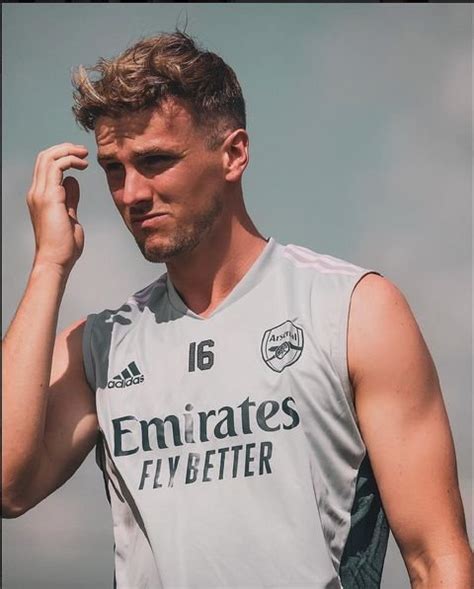 Rob Holding Hair Transplant And Here’s What We Know About It